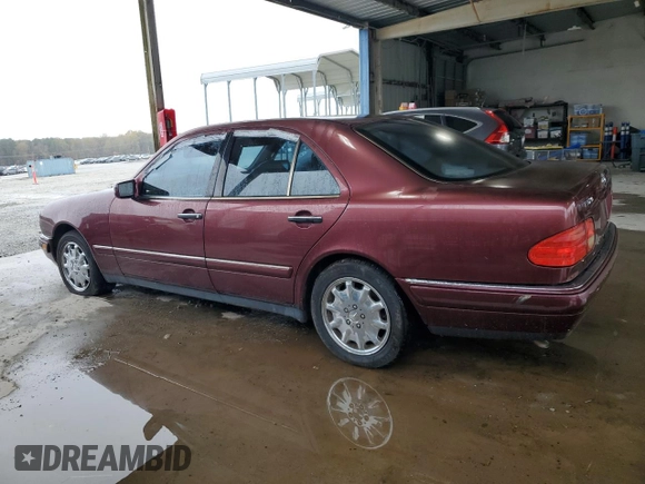 1998 Mercedes-Benz E-Class with VIN WDBJF65F7WA651470, listed as a Copart auction lot 80839644 with 158,508 mi miles and Clean Title. Bid and sale history available at carsss.com. Image 2.