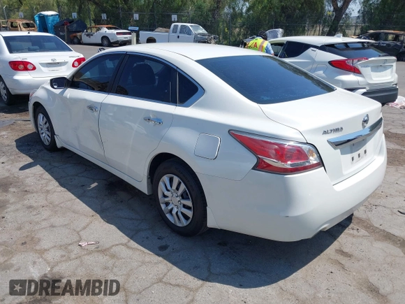 2015 Nissan Altima S with VIN 1N4AL3AP9FC572240, listed as a IAAI auction lot 42137686 with 164,611 mi miles and . Bid and sale history available at DreamBid. Image 3.