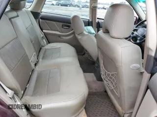 2001 Subaru Legacy Outback L.L. Bean z VIN 4S3BH806617625337, wystawiony jako Copart lot #84534724 z przebiegiem 54 068 mil mil oraz Czysty tytuł • Clean title. Historia ofert i sprzedaży dostępna na DreamBid. Obrazek 10.