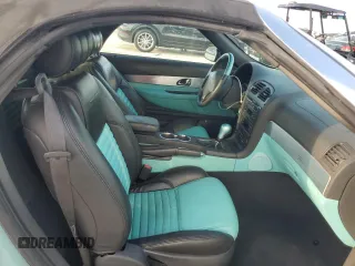 2002 Ford Thunderbird Hardtop Premium z VIN 1FAHP60A22Y123643, wystawiony jako Copart lot #73840684 z przebiegiem 47 589 mil mil oraz Szkoda całkowita • Salvage title. Historia ofert i sprzedaży dostępna na DreamBid. Obrazek 10.