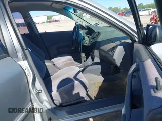 2000 Mazda Protege ES with VIN JM1BJ2213Y0284890, listed as a IAAI auction lot 42088671 with 215,104 mi miles and . Bid and sale history available at DreamBid. Image 5.