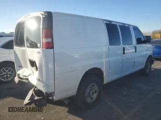2007 GMC Savana Cargo Van with VIN 1GTGG25V271150268, listed as a Copart auction lot 85996794 with 141,505 mi miles and Salvage Title. Bid and sale history available at carsss.com. Image 3.