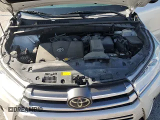 2017 Toyota Highlander XLE with VIN 5TDJZRFHXHS444894, listed as a Copart auction lot 61237735 with 151,073 mi miles and Salvage title. Bid and sale history available at DreamBid. Image 12.