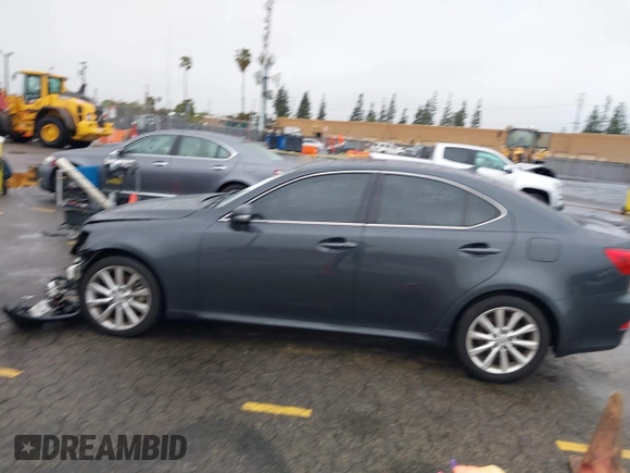 2009 Lexus IS 250 with VIN JTHBK262092085249, listed as a IAAI auction lot 41557289 with 185,746 mi miles. Bid and sale history available at carsss.com. Image 14.