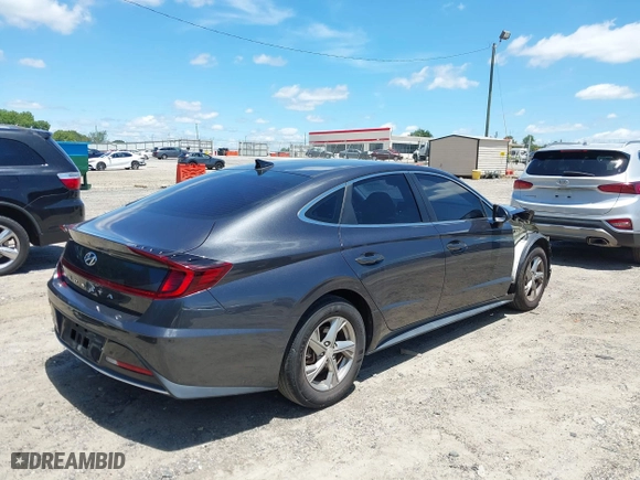 2020 Hyundai Sonata SE with VIN 5NPEG4JA9LH056638, listed as a IAAI auction lot 39818671 with 52,570 mi miles. Bid and sale history available at carsss.com. Image 4.