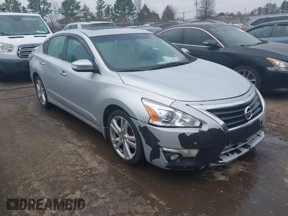 2015 Nissan Altima SL with VIN 1N4BL3AP7FC454420, listed as a IAAI auction lot 41666384 with 211,747 mi miles and . Bid and sale history available at carsss.com. Image 1.