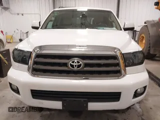 2011 Toyota Sequoia SR5 with VIN 5TDBW5G19BS053203, listed as a IAAI auction lot 41333906 with 240,845 mi miles. Bid and sale history available at carsss.com. Image 12.