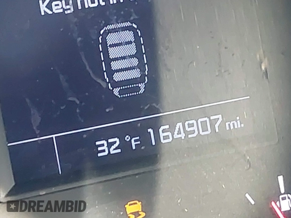 2015 Kia Cadenza Premium with VIN KNALN4D73F5194464, listed as a IAAI auction lot 41036049 with 164,907 mi miles. Bid and sale history available at carsss.com. Image 14.
