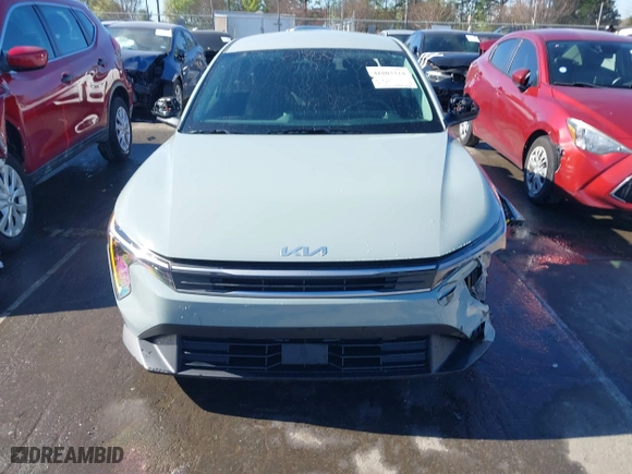 2025 Kia K4 LXS with VIN 3KPFT4DE2SE040962, listed as a IAAI auction lot 41803324 with 3,362 mi miles. Bid and sale history available at carsss.com. Image 12.