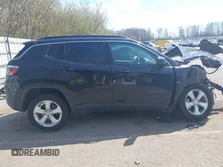 2018 Jeep Compass Latitude with VIN 3C4NJDBB1JT265894, listed as a IAAI auction lot 42109967 with 92,944 mi miles and . Bid and sale history available at DreamBid. Image 14.