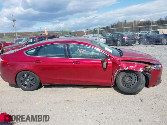 2013 Ford Fusion SE with VIN 3FA6P0HR8DR265088, listed as a IAAI auction lot 42043865 with 142,814 mi miles. Bid and sale history available at carsss.com. Image 13.