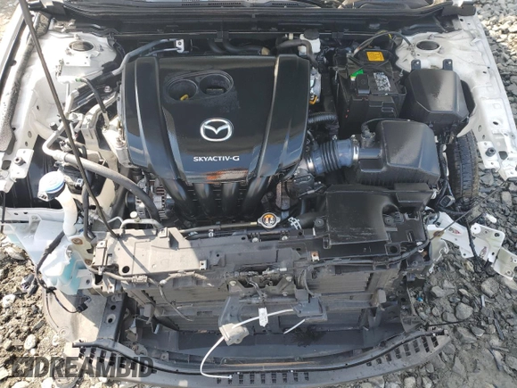 2020 Mazda 3 Premium with VIN 3MZBPBEM3LM124712, listed as a Copart auction lot 60290155 with 39,693 mi miles and Salvage title. Bid and sale history available at DreamBid. Image 11.
