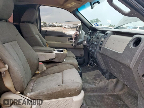 2009 Ford F-150 XL with VIN 1FTRF12W89KB74882, listed as a Copart auction lot 60924495 with 401,265 mi miles and Salvage title. Bid and sale history available at DreamBid. Image 10.