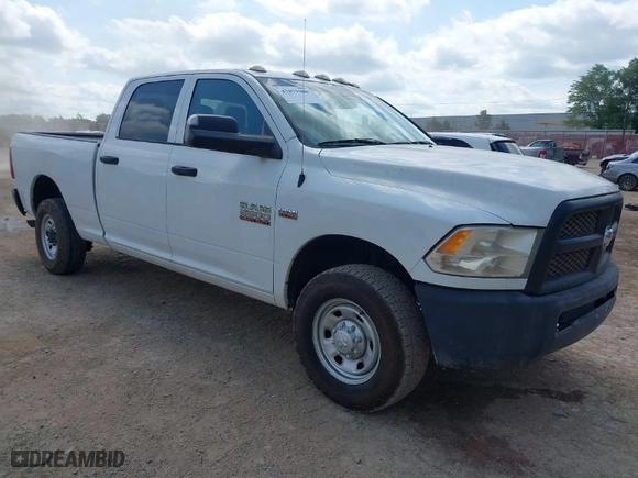 2018 Ram 2500 Tradesman with VIN 3C6UR4CJ4JG306531, listed as a IAAI auction lot 42071900 with 199,796 mi miles. Bid and sale history available at carsss.com. Image 1.