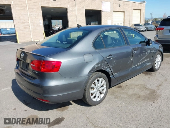 2011 Volkswagen Jetta SE с VIN 3VWDZ7AJ9BM395509, выставлен на аукционе IAAI как лот 41856879 с пробегом 126 169 миль миль и . История ставок и продаж доступна на DreamBid. Изображение 4.