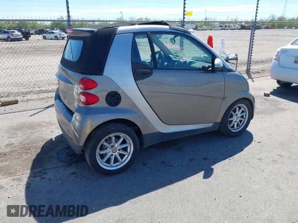 2009 Smart fortwo Passion with VIN WMEEK31XX9K292529, listed as a IAAI auction lot 41836326 with 75,750 mi miles and . Bid and sale history available at DreamBid. Image 4.