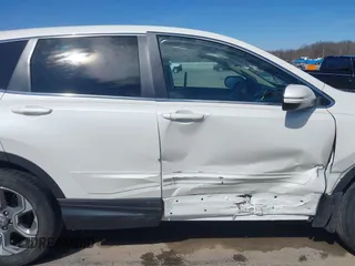 2017 Honda CR-V EX with VIN 2HKRW2H52HH650660, listed as a IAAI auction lot 41811459 with 30,669 mi miles. Bid and sale history available at carsss.com. Image 6.