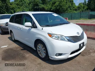 2014 Toyota Sienna Limited with VIN 5TDDK3DC3ES079590, listed as a IAAI auction lot 42694690 with 189,456 mi miles and . Bid and sale history available at DreamBid. Image 1.