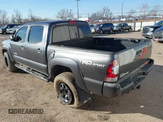 2014 Toyota Tacoma with VIN 3TMLU4EN0EM148389, listed as a IAAI auction lot 41490721 with 119,731 mi miles. Bid and sale history available at carsss.com. Image 3.