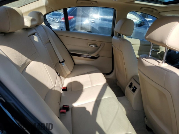 2011 BMW 3 Series 328i xDrive with VIN WBAPK5G50BNN80781, listed as a Copart auction lot 54330425 with 105,386 mi miles and Clean Title. Bid and sale history available at carsss.com. Image 10.