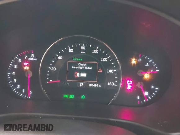 2016 Kia Sorento SX with VIN 5XYPKDA51GG077698, listed as a IAAI auction lot 41501354 with 185,494 mi miles. Bid and sale history available at carsss.com. Image 7.