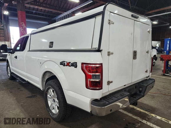 2020 Ford F-150 XL z VIN 1FTFX1E43LKD53512, wystawiony jako IAAI lot #42792761 z przebiegiem 46 026 mil mil oraz . Historia ofert i sprzedaży dostępna na DreamBid. Obrazek 6.