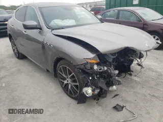 2021 Maserati Levante GT with VIN ZN661XUA6MX370920, listed as a Copart auction lot 47146083 with 18,891 mi miles. Bid and sale history available at carsss.com. Image 4.