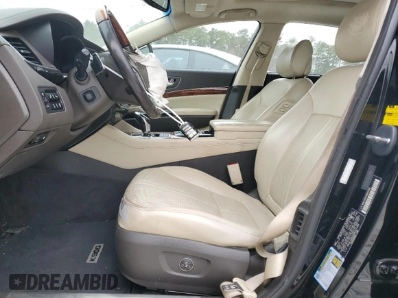 2016 Kia K900 Luxury z VIN KNALU4D3XG6031189, wystawiony jako Copart lot #89002015 z przebiegiem 142 065 mil mil oraz Szkoda całkowita • Salvage title. Historia ofert i sprzedaży dostępna na DreamBid. Obrazek 7.