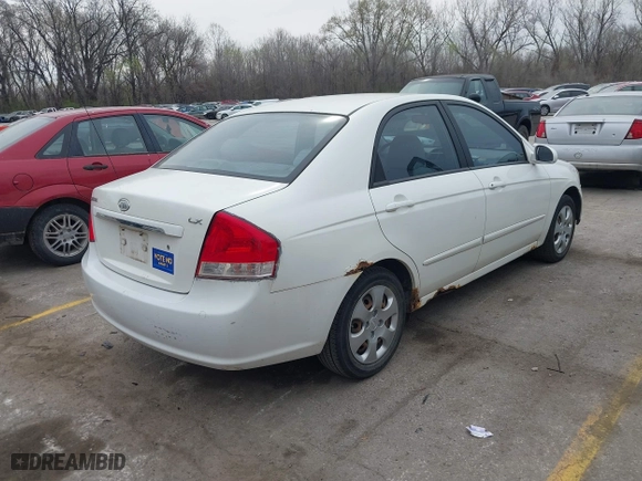 2007 Kia Spectra EX with VIN KNAFE121875393392, listed as a IAAI auction lot 41893653 with 158,913 mi miles. Bid and sale history available at carsss.com. Image 4.