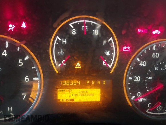 2015 Nissan Titan SV z VIN 1N6BA0ED1FN502929, wystawiony jako IAAI lot #42431227 z przebiegiem 138 394 mil mil oraz . Historia ofert i sprzedaży dostępna na DreamBid. Obrazek 7.