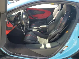 2017 McLaren 570S z VIN SBM13DAA8HW001360, wystawiony jako Copart lot #75650664 z przebiegiem Nie podano mil oraz Szkody całkowita. Historia ofert i sprzedaży dostępna na DreamBid. Obrazek 7.
