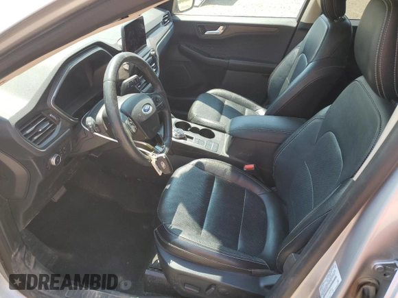 2020 Ford Escape Titanium with VIN 1FMCU9J98LUA78182, listed as a Copart auction lot 60477635 with 76,117 mi miles and Salvage title. Bid and sale history available at DreamBid. Image 7.