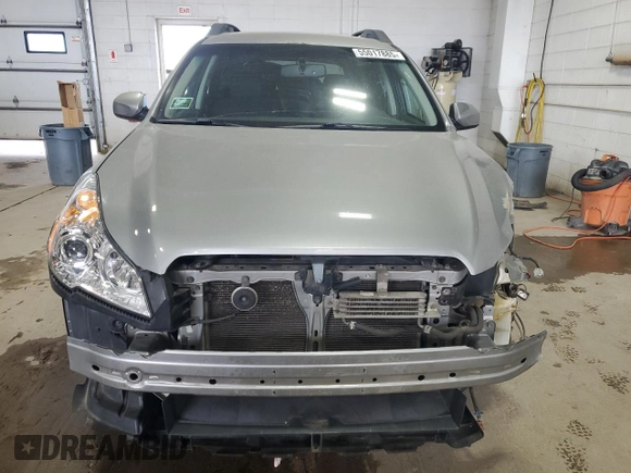 2010 Subaru Outback Premium All-Weather Anniversary z VIN 4S4BRBFC5A3336444, wystawiony jako Copart lot #55017885 z przebiegiem 209 478 mil mil oraz Szkoda całkowita • Salvage title. Historia ofert i sprzedaży dostępna na DreamBid. Obrazek 5.