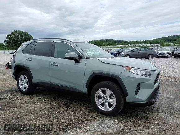 2021 Toyota RAV4 XLE with VIN 2T3P1RFVXMW239608, listed as a Copart auction lot 61794525 with 48,665 mi miles and Salvage title. Bid and sale history available at DreamBid. Image 14.