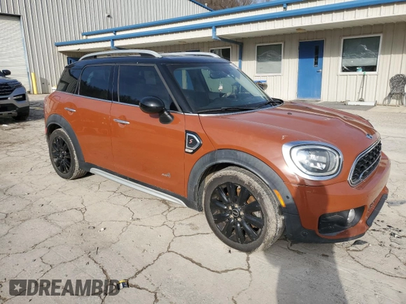 2018 MINI Countryman Cooper S with VIN WMZYT5C39J3E61682, listed as a Copart auction lot 45641125 with 98,496 mi miles and Salvage title. Bid and sale history available at DreamBid. Image 4.