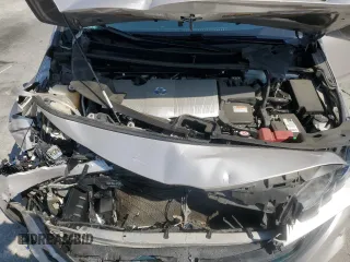 2017 Toyota Prius Plus with VIN JTDKARFP2H3059219, listed as a Copart auction lot 59822955 with 110,074 mi miles and Salvage title. Bid and sale history available at DreamBid. Image 11.