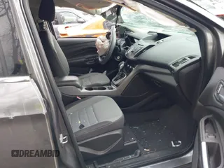 2013 Ford Escape SE с VIN 1FMCU0G96DUC92916, выставлен на аукционе IAAI как лот 41710800 с пробегом 228 307 миль миль и . История ставок и продаж доступна на DreamBid. Изображение 5.