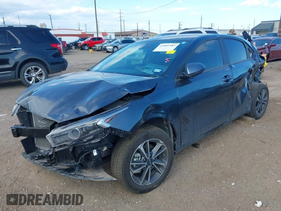 2024 Kia Forte LXS with VIN 3KPF24AD8RE765961, listed as a IAAI auction lot 41687582 with 7,635 mi miles. Bid and sale history available at carsss.com. Image 6.