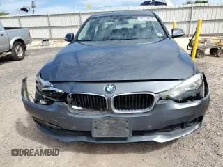 2017 BMW 3 Series 320i z VIN WBA8E1G34HNU15828, wystawiony jako Copart lot #52578625 z przebiegiem 61 391 mil mil oraz Szkoda całkowita • Salvage title. Historia ofert i sprzedaży dostępna na DreamBid. Obrazek 5.