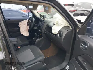2014 Jeep Patriot Latitude с VIN 1C4NJPFA3ED547906, выставлен на аукционе IAAI как лот 42146770 с пробегом 67 212 миль миль и . История ставок и продаж доступна на DreamBid. Изображение 5.