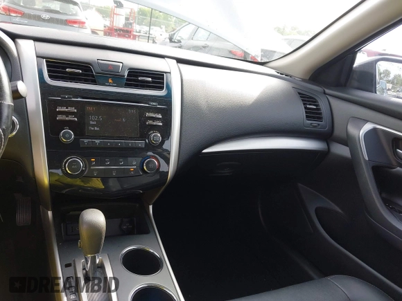 2015 Nissan Altima S z VIN 1N4AL3AP7FN908374, wystawiony jako IAAI lot #42322910 z przebiegiem 147 395 mil mil oraz . Historia ofert i sprzedaży dostępna na DreamBid. Obrazek 17.