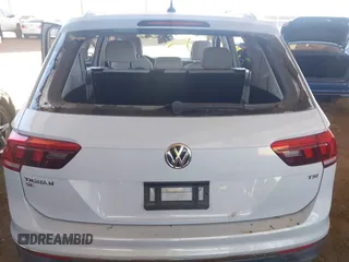 2018 Volkswagen Tiguan SEL with VIN 3VV3B7AX8JM132211, listed as a IAAI auction lot 42516340 with 75,641 mi miles and . Bid and sale history available at DreamBid. Image 6.