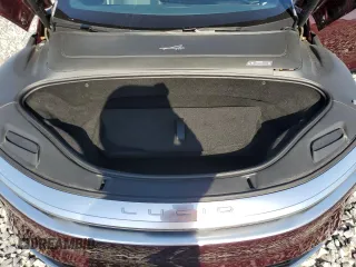 2022 Lucid Air Grand Touring z VIN 50EA1GBAXNA003291, wystawiony jako Copart lot #56681945 z przebiegiem 18 672 mil mil oraz Szkoda całkowita • Salvage title. Historia ofert i sprzedaży dostępna na DreamBid. Obrazek 11.