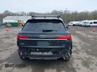 2022 Audi Q5 S line Premium z VIN WA1GAAFY4N2046211, wystawiony jako IAAI lot #41934968 z przebiegiem 36 437 mil mil oraz . Historia ofert i sprzedaży dostępna na DreamBid. Obrazek 16.