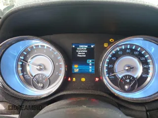 2014 Chrysler 300 with VIN 2C3CCAET0EH340205, listed as a Copart auction lot 86456194 with 100,310 mi miles and Salvage Title. Bid and sale history available at carsss.com. Image 9.