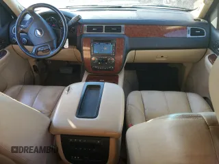 2008 Chevrolet Suburban LT w/2LT with VIN 3GNFK16388G198756, listed as a Copart auction lot 88506875 with 185,615 mi miles and Salvage Title. Bid and sale history available at carsss.com. Image 8.