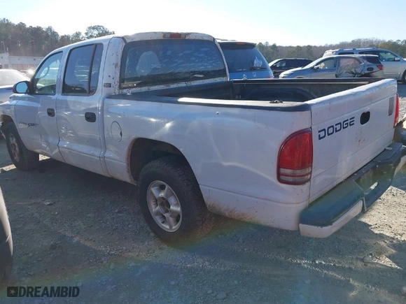2000 Dodge Dakota Sport with VIN 1B7GL2AX0YS688465, listed as a IAAI auction lot 41341012 with 283,467 mi miles. Bid and sale history available at carsss.com. Image 3.