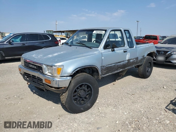 1990 Toyota Pickup DLX z VIN JT4VN13D3L5024456, wystawiony jako Copart lot #75834064 z przebiegiem 200 893 mil mil oraz Szkoda całkowita • Salvage title. Historia ofert i sprzedaży dostępna na DreamBid. Obrazek 1.