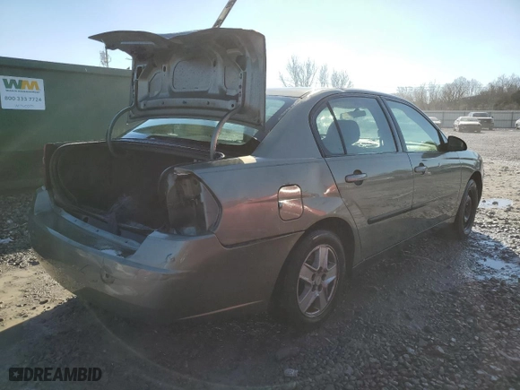 2005 Chevrolet Malibu with VIN 1G1ZS52815F136703, listed as a Copart auction lot 42378155 with 386,958 mi miles and Salvage Title. Bid and sale history available at carsss.com. Image 3.