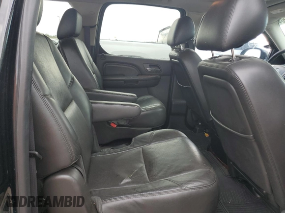 2014 Cadillac Escalade ESV Premium z VIN 1GYS3JEFXER156322, wystawiony jako Copart lot #79808204 z przebiegiem 209 892 mil mil oraz Szkoda całkowita • Salvage title. Historia ofert i sprzedaży dostępna na DreamBid. Obrazek 11.